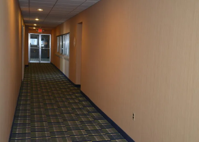 Fairbridge Inn Express Buffalo Airport Williamsville