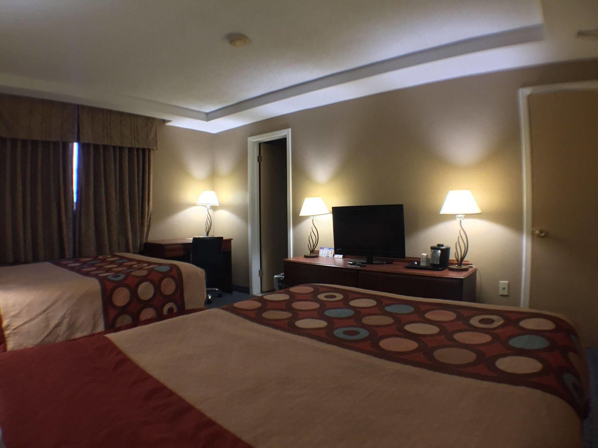 Fairbridge Express Buffalo Airport Motel