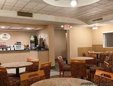 Motel Fairbridge Express Buffalo Airport 2*